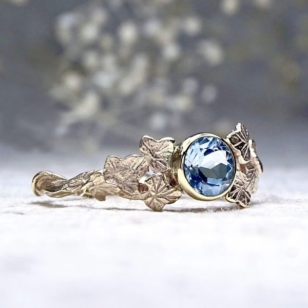 Entwining Ivy Leaves ring, Aquamarine, 5mm, 9ct gold - Image 3