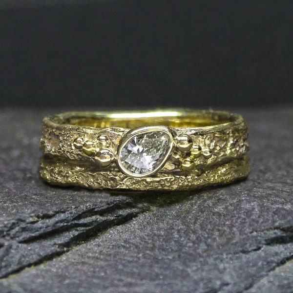 Bark Seed Cluster ring, Pear cut Diamond, salt and pepper, 6mm x 4mm, 9ct gold - Image 2